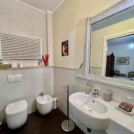 Giulia'S Room Bologna